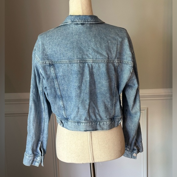 H&M Cropped Denim Jacket size 18 - Picture 3 of 9